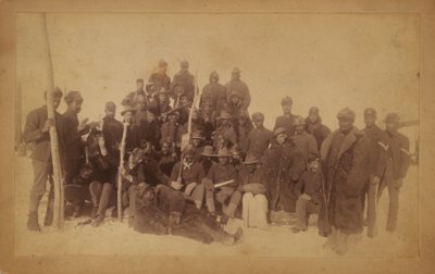 Soldati bufalo della 25ª fanteria, alcuni in pelli di bufalo, Fort Keogh, Montana, 1890 da American Photographer